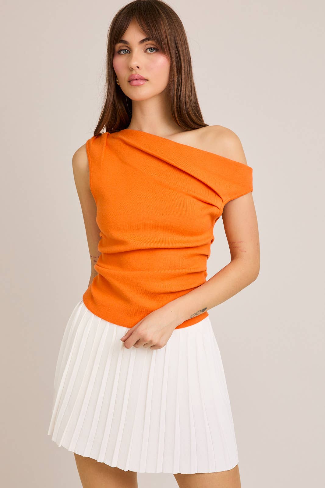 LE LIS - Vente Haut en maille – femme - TOP EN MAILLE À COL ASYMÉTRIQUE59