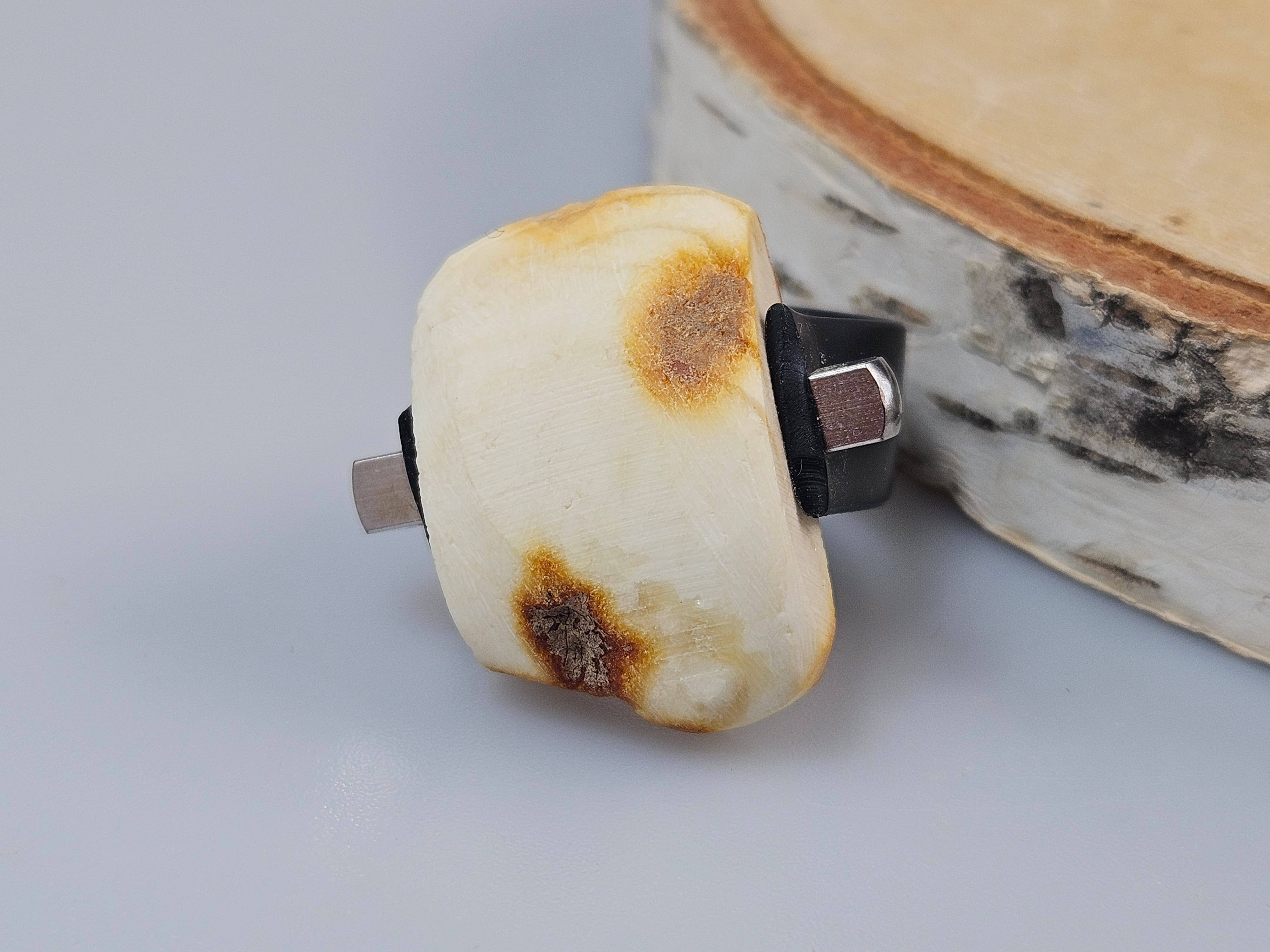 AmberLithuania - Vendita all'ingrosso Anelli cocktail/statement - Anello in ambra regolabile unisex con cristallo12