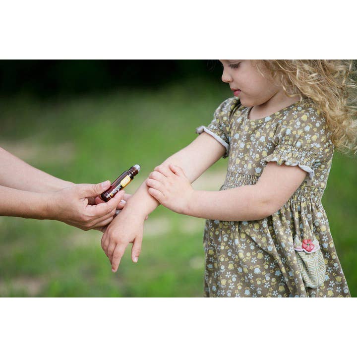 Oilogic Baby & Kid Solutions - Wholesale Essential Oil Roll-On - Bug Bites & Itches Essential Oil Roll-On4