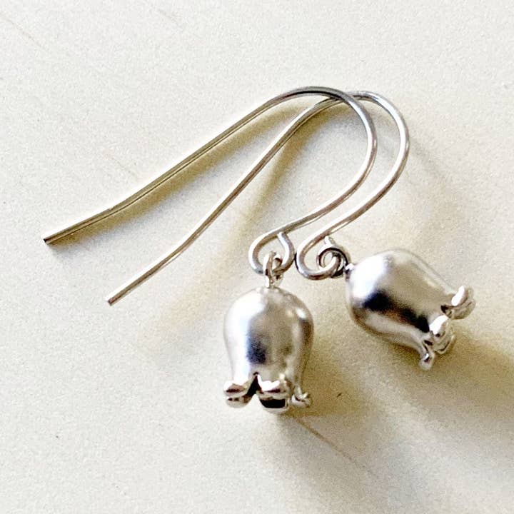 Set di orecchini a tulipano - Argento platino per la vendita all'ingrosso da parte di The Sister Label