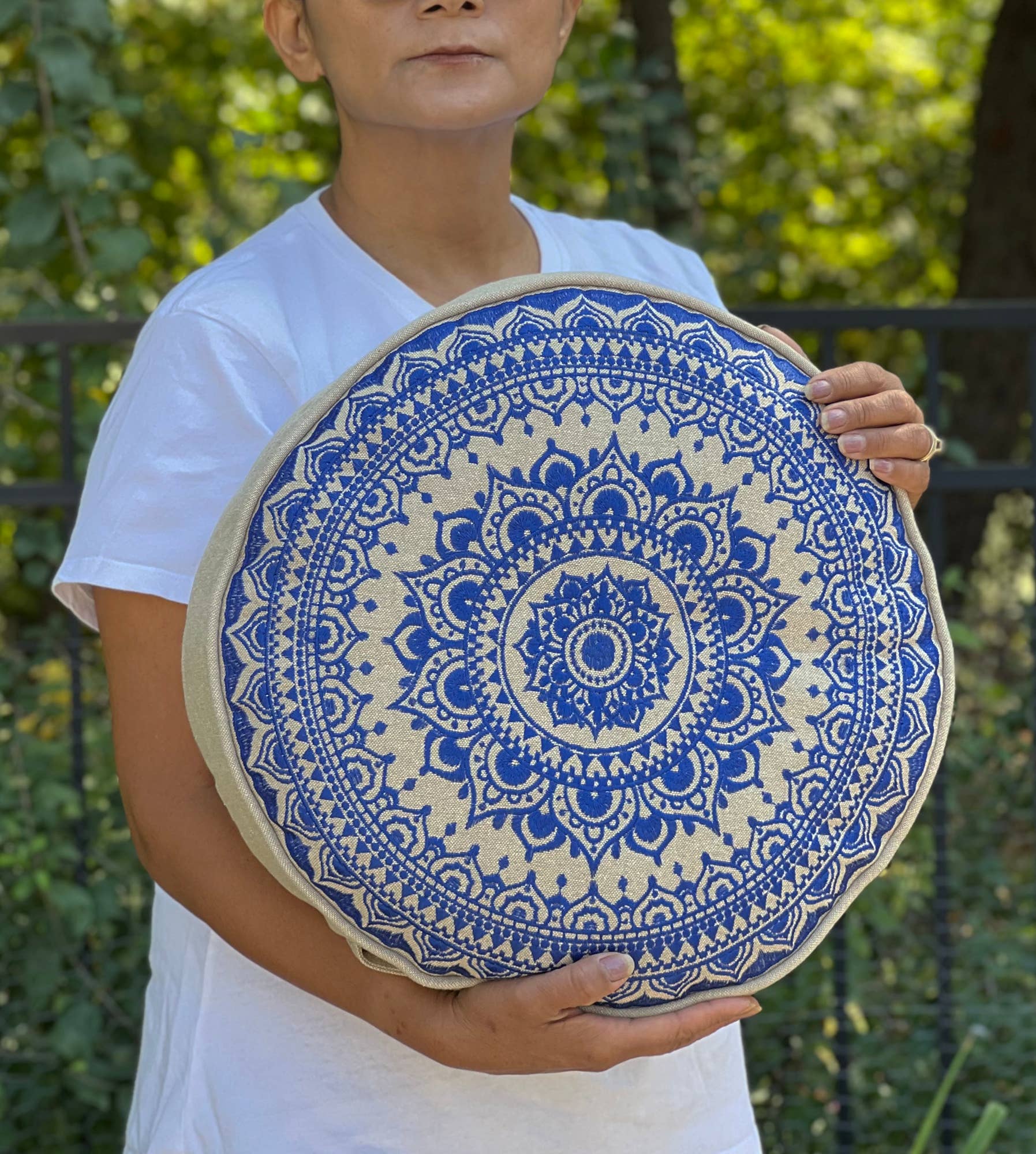 Lungta Imports - Vente Coussin décoratif de sol - Coussin de méditation tibétain Zen Zafu 2