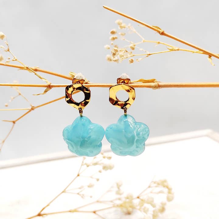 LOLO & YAYA - Wholesale Dangle Earrings - Evange Resin Flower Earrings3