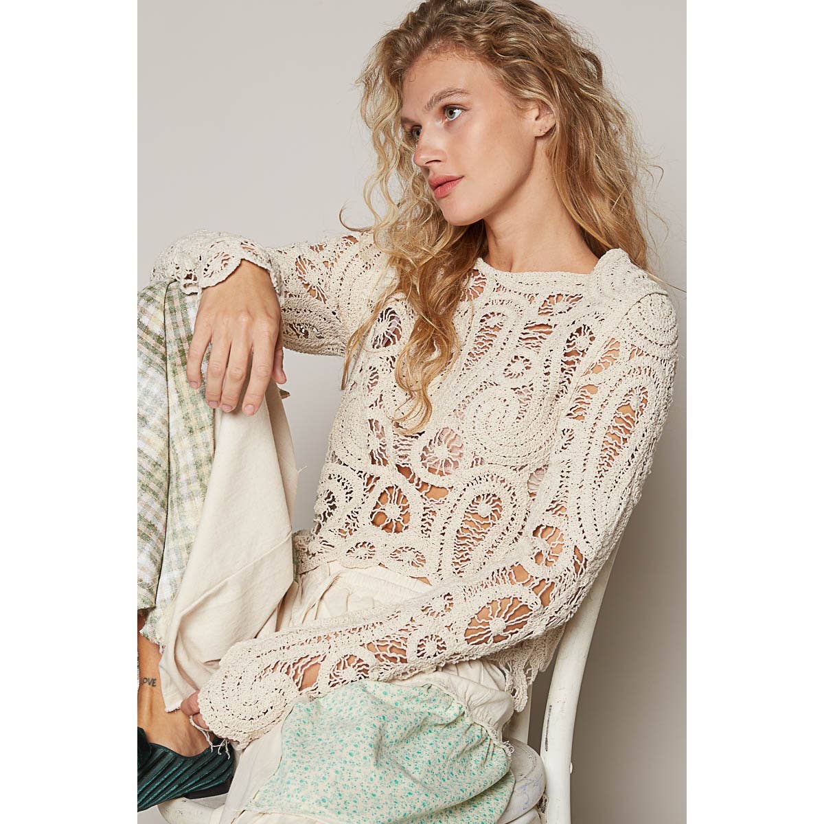 Pol Clothing - Wholesale Knit Top - Women's - Round Neck Long Sleeve Solid Crochet Top7