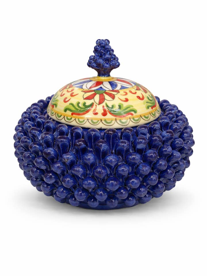 Boßte à biscuits en céramique décorée de Caltagirone, bleue, faite main, H.23 cm L.25 cm D.14 cm pour la vente par DD Ceramiche Siciliane