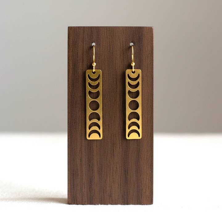 Es ist nur eine Phase! Moon Phase Ohrringe für den Großhandel von Awakening Alice