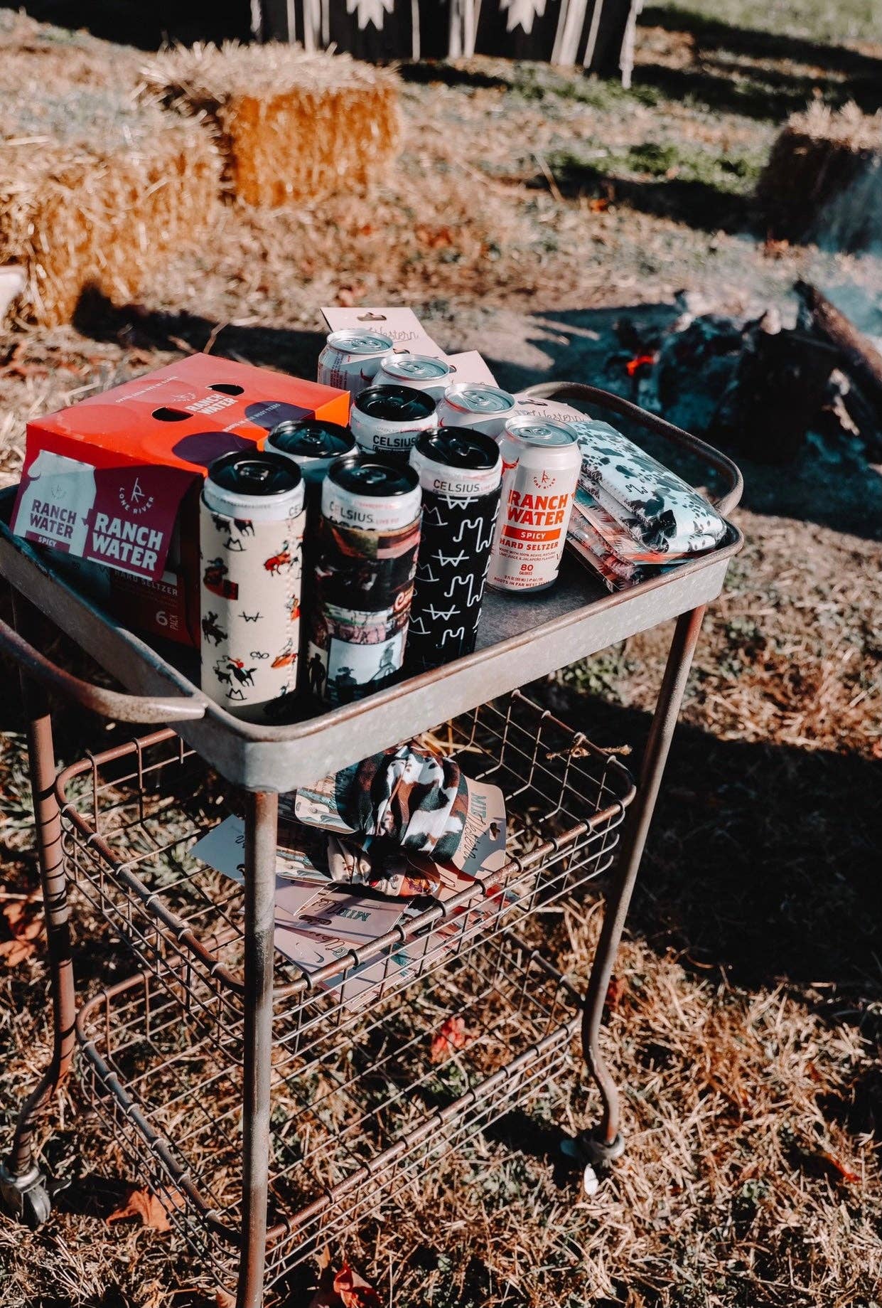 The Front Porch Label - Vendita all'ingrosso Rivestimenti per bottiglie e lattine - Black Brandin' Tall Coozie, confezione da 22