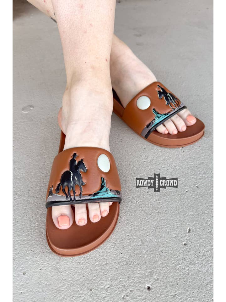 Rowdy Crowd Clothing - Wholesale Slides – Women’s - BROWN Saddle Bum Slides1