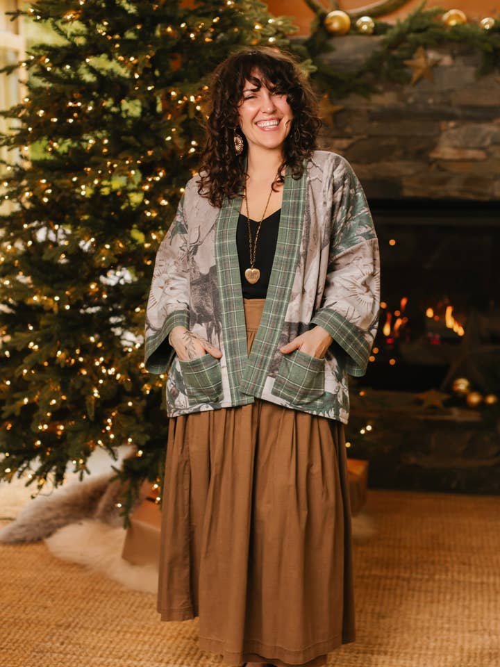 Market of Stars - Wholesale Cardigan - Women's - Winter Wish Christmas Fleece Cottage Cardigan Kimono Jacket