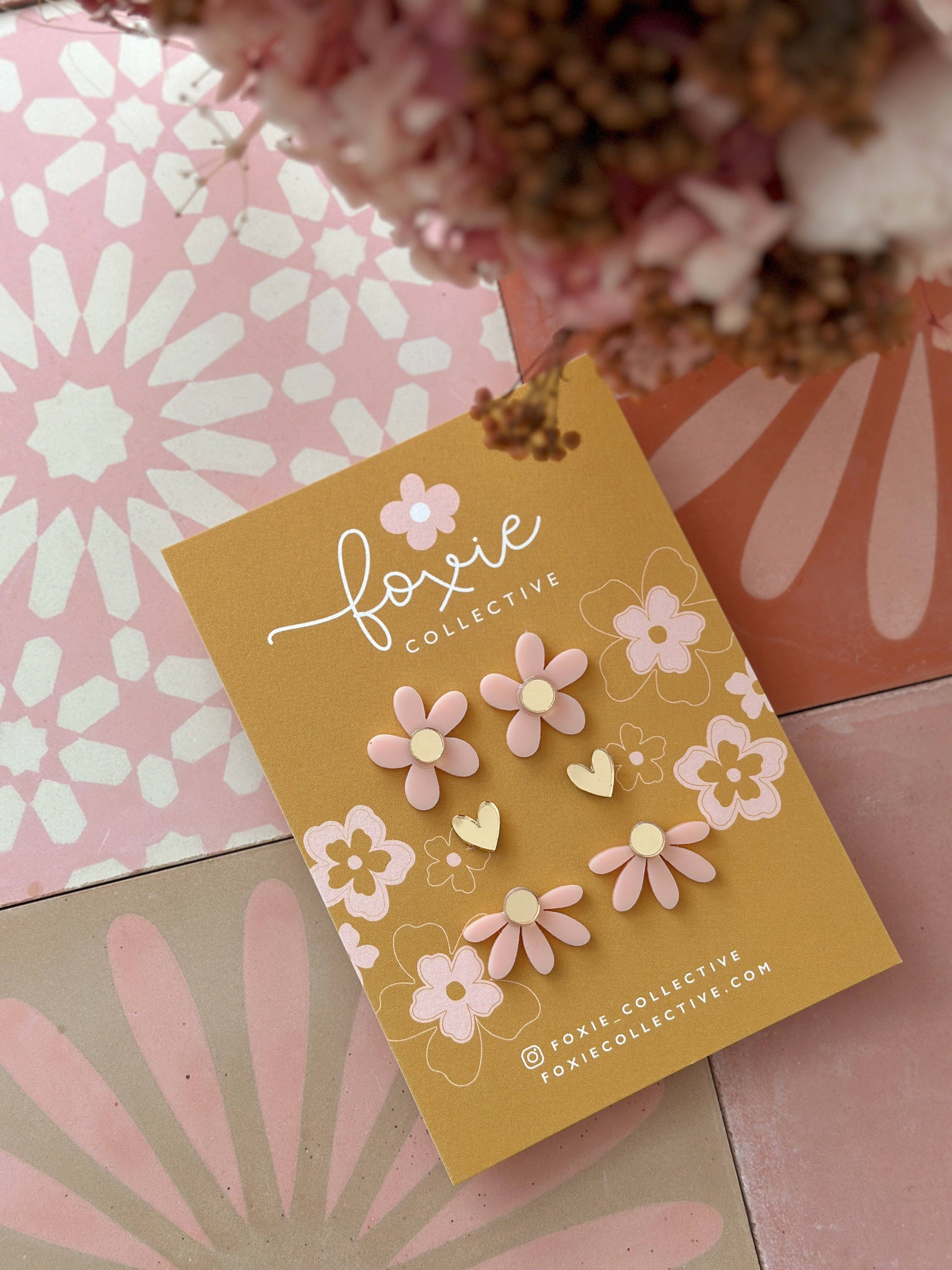 Foxie Collective - Vendita all'ingrosso Parure di gioielli - Stud Pack Trio | Rosa pallido+oro #2 | VENDITA ALL'INGROSSO1