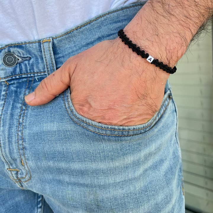 Pulsera con iniciales personalizadas para hombre, pulsera para parejas, pulsera trenzada tejida, pulsera personalizada con nombre y palabra, regalo de Navidad para novio y él para venta al por mayor de Melina Almonte Couture