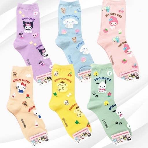K-Wonderland - Wholesale Socks - Women's - NEW Sanrio Friends with Mascots Crew Socks1