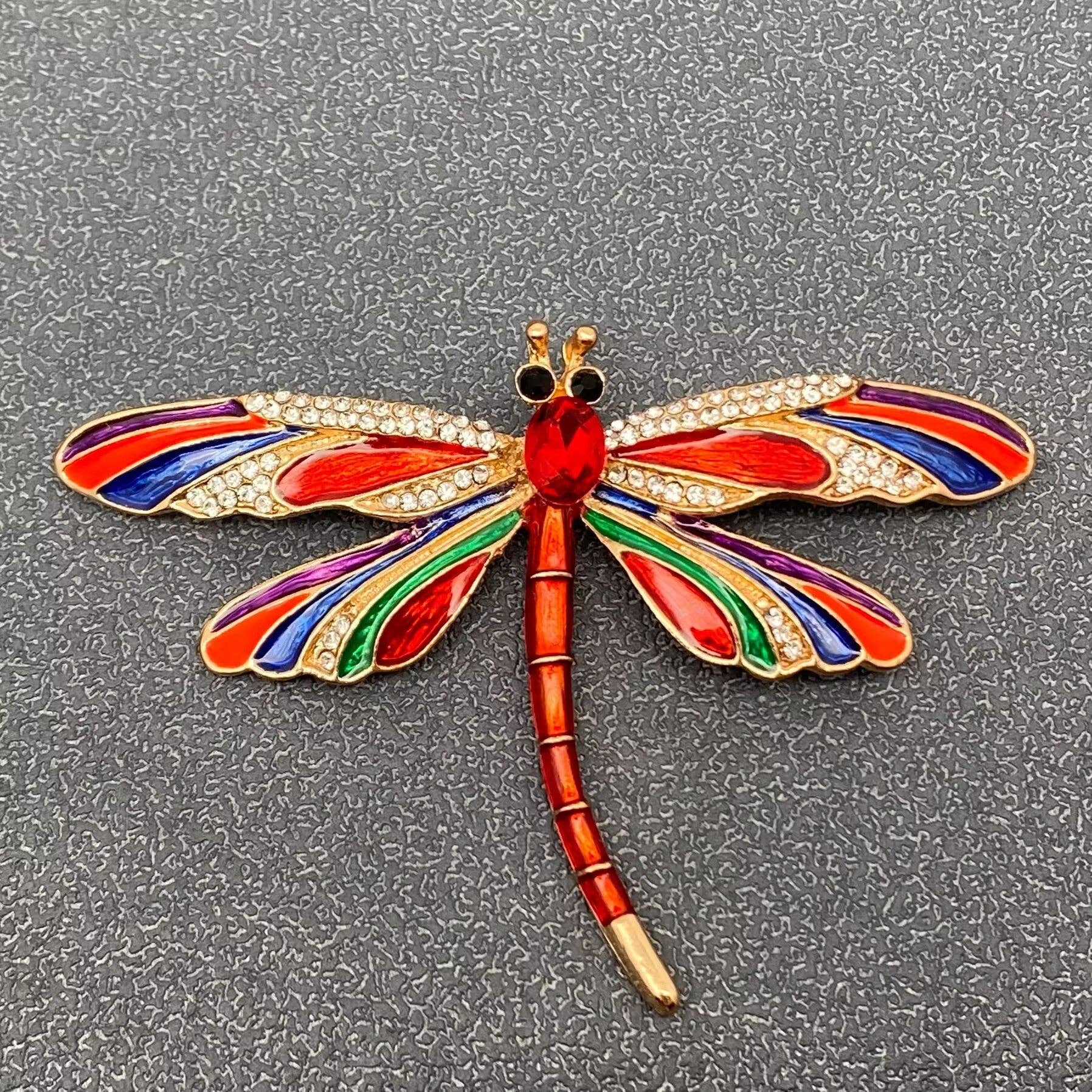 Mio Queena – Großhandel Broschen – Rhinestone-farbige Emaille-Libellenbrosche3