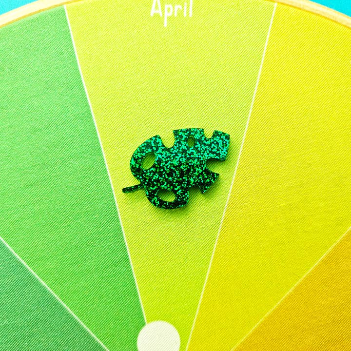 Oh Sew Bootiful - Wholesale Embroidery/Cross Stitch Supplies - Monstera Leaf Plant Magnetic Needle Minder1