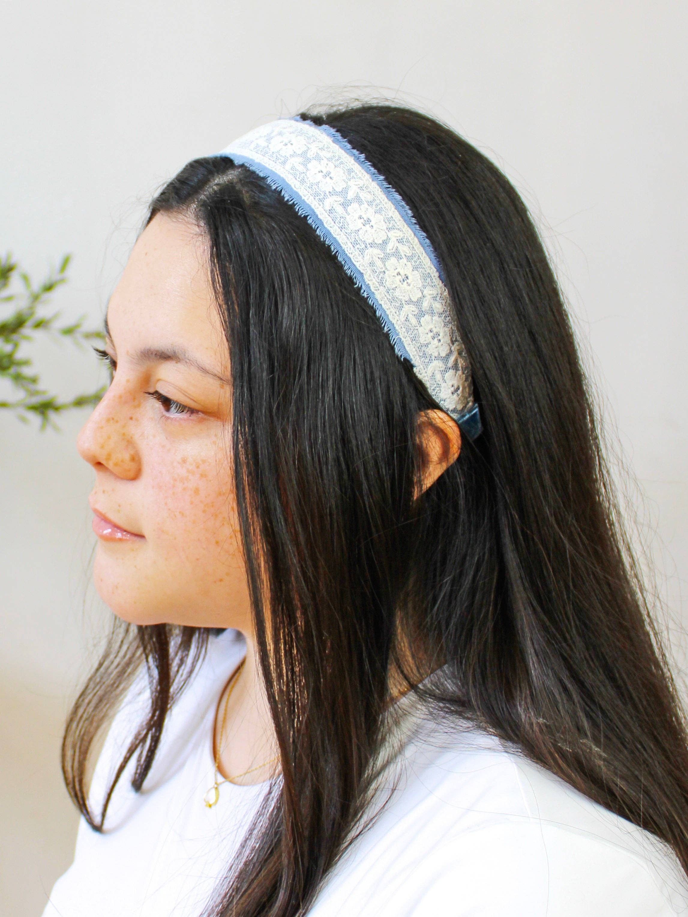 Ash & Rose - Wholesale Fashion Headband - Women's - Clara Lace and Linen Headband0