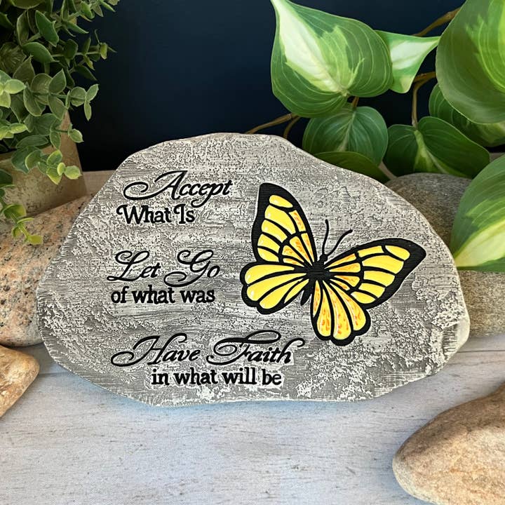 Jardin de Papillons Sérénité en Pierre pour la vente par Abbey + CA Gift