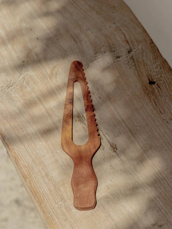 Servidor de bolo de teca por atacado de Village Thrive