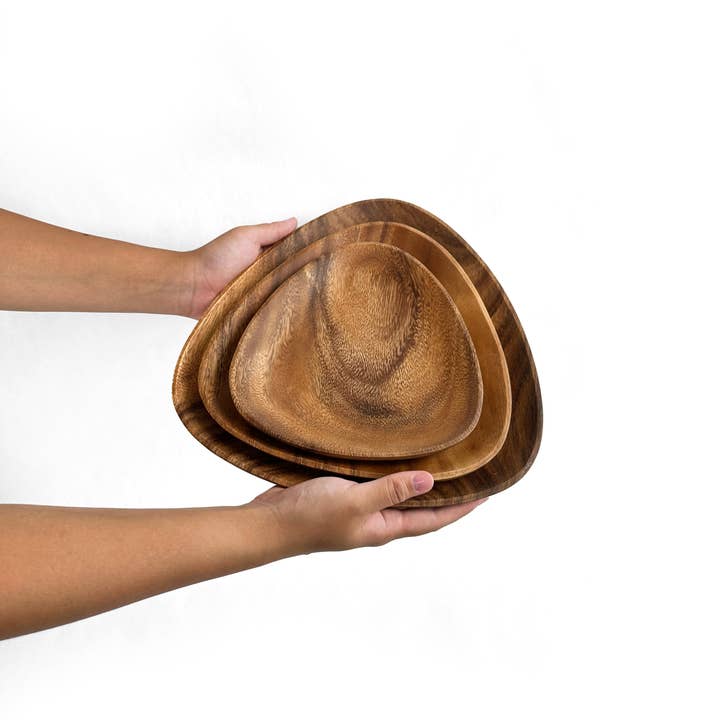 Wooden Triangle Plates Wooden Platter for wholesale by Baroy