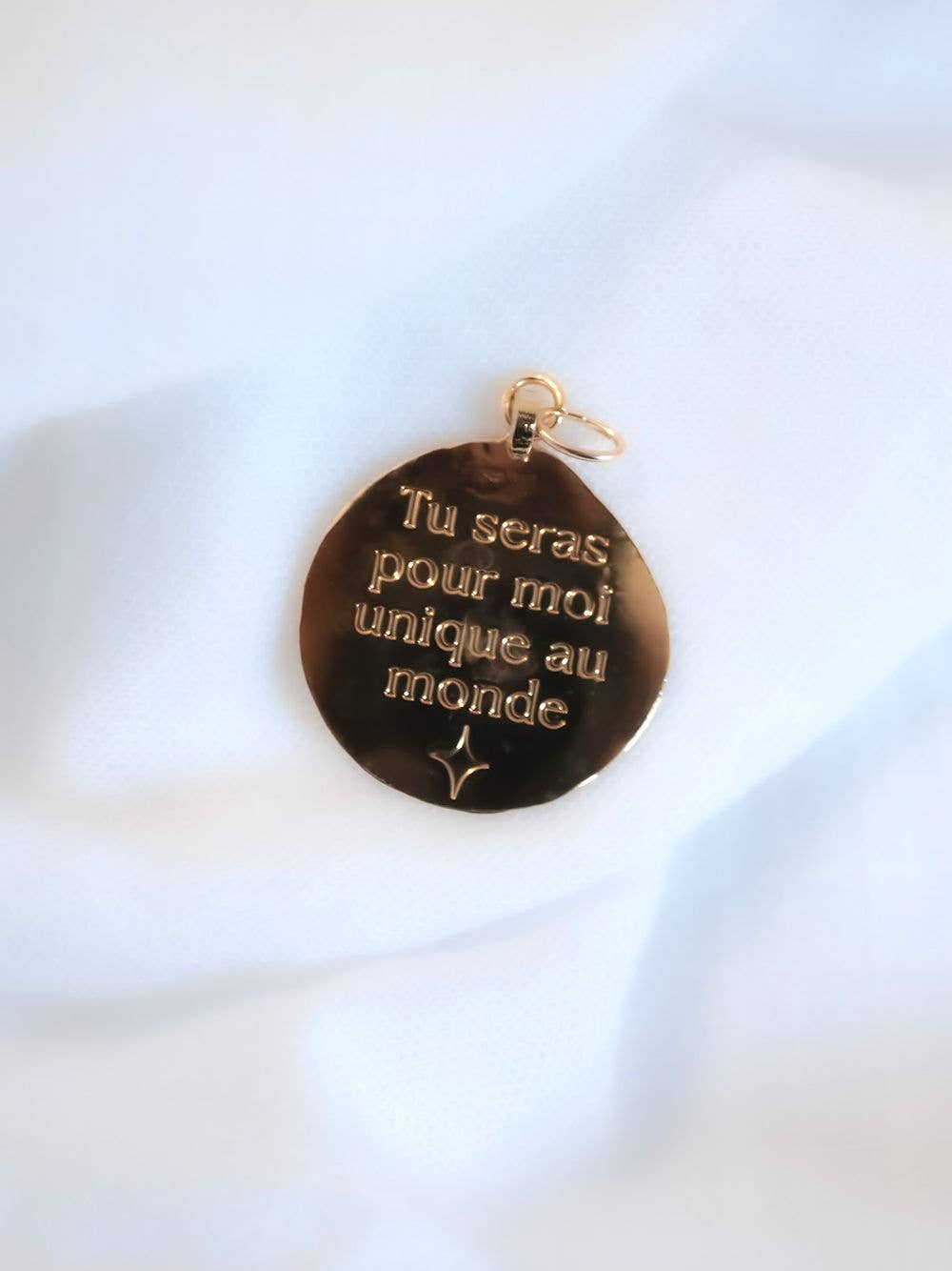 Un de ces Quatre – wholesale Individuell berlock/hänge – Hängsmycke "Unique in the world"4