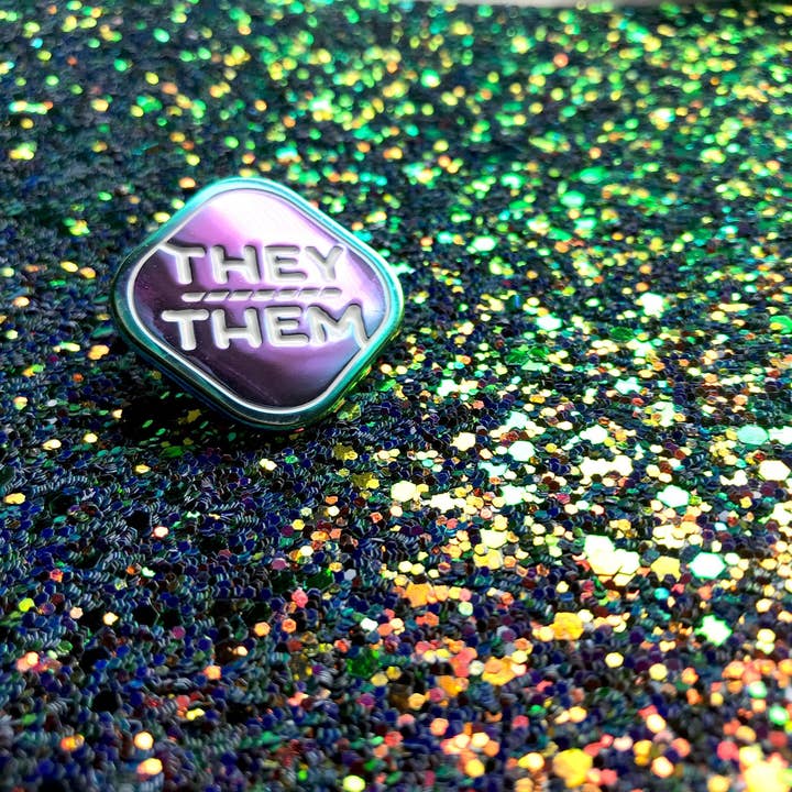 TheThirdArrow - Wholesale Lapel Pin/Button - Rainbow Metal Pronoun Pin
