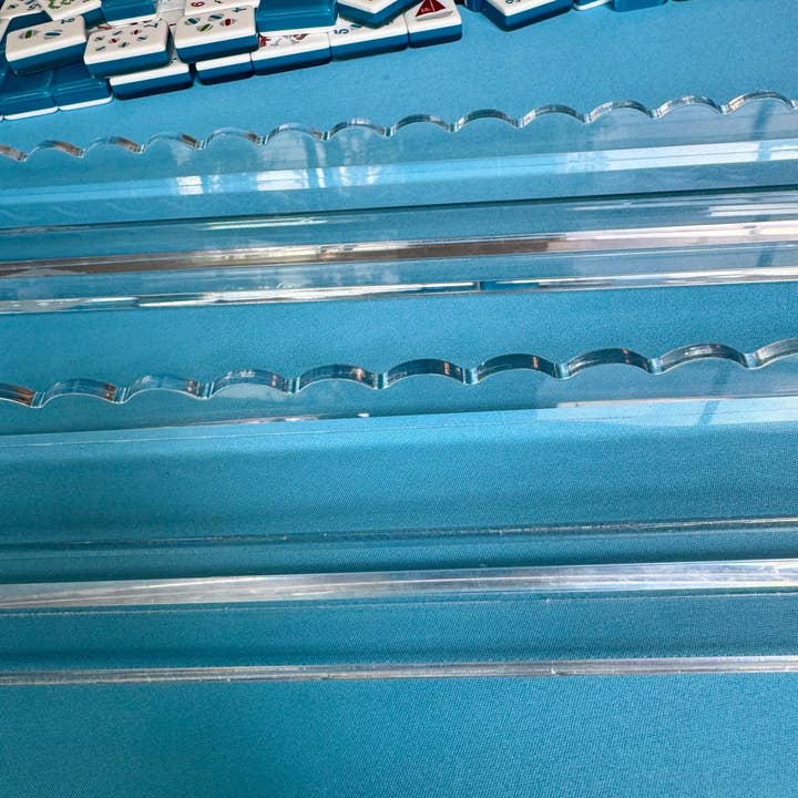 Let's Mahj-On! - Wholesale Board Game - Let's Mahj-On! Luxe Acrylic Scalloped Mahjong Rack1