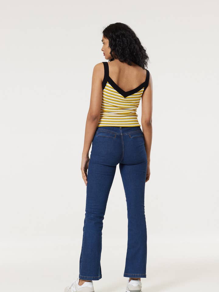 Timeless London - Wholesale Jeans – Women’s - Wide Leg Jeans with Bumblebee Embroidery (Recycled denim)1