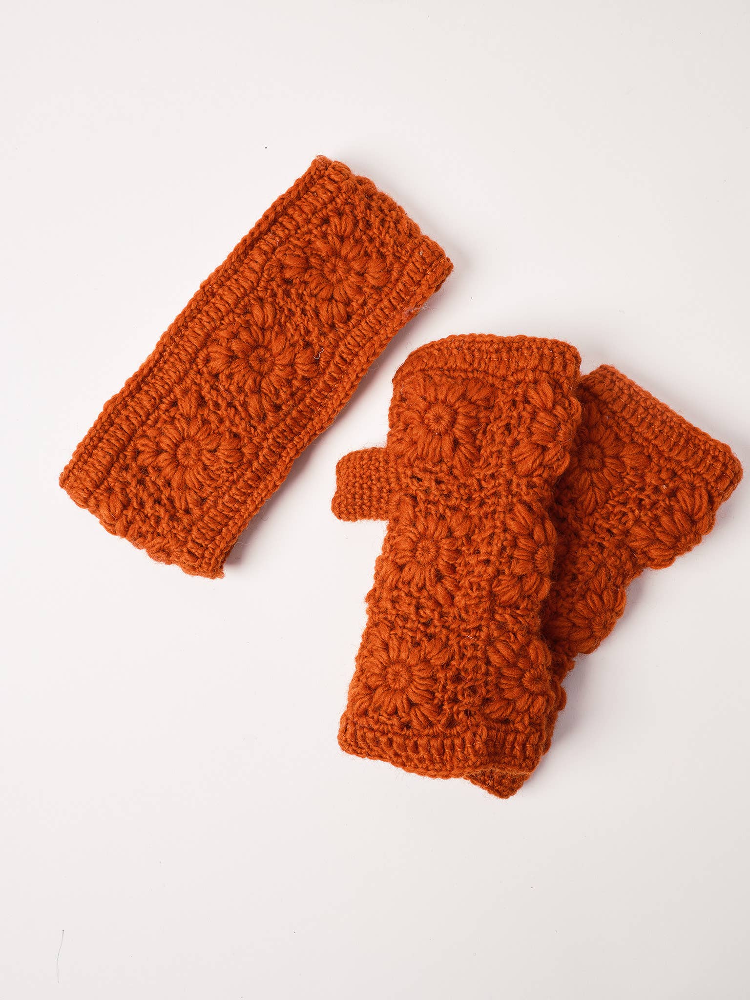 Windhorse Trading Inc - Wholesale Fashion Headband - Women's - Floral Crochet Headband. HB70015