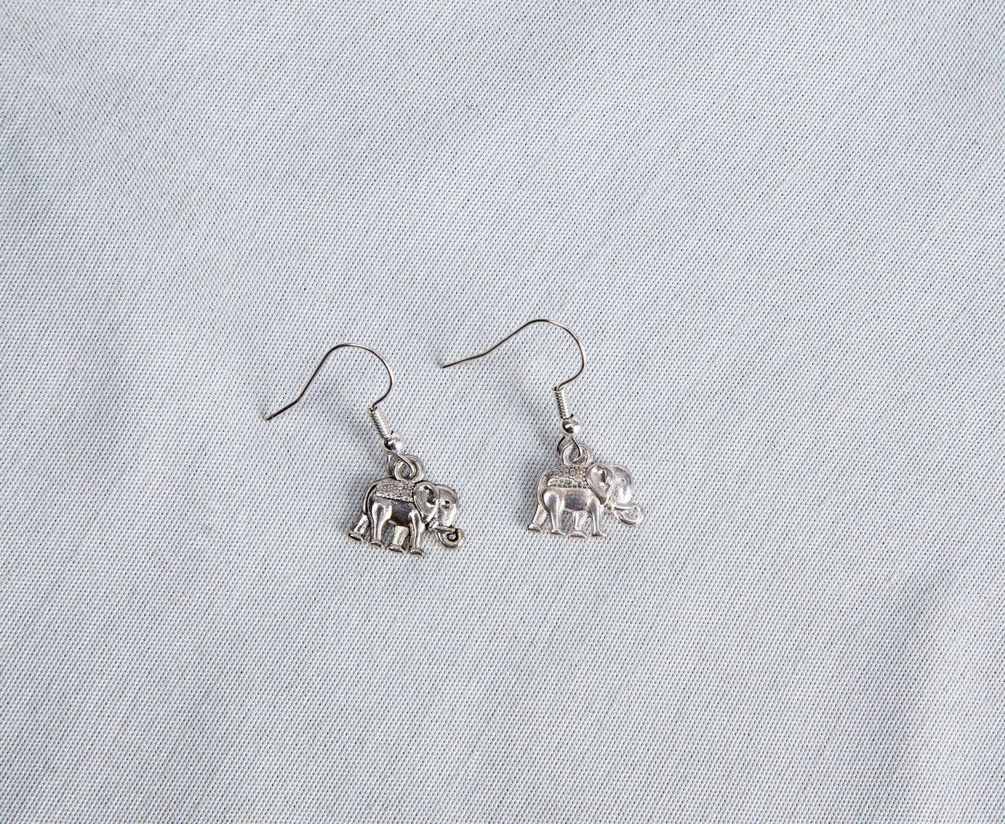 Mumu Beads - Wholesale Dangle Earrings - Classic Elephant Earrings4