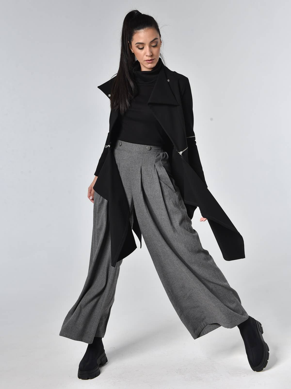 Metamorphoza – Engroshandel Jakke - Dame – Futuristisk asymmetrisk jakke7