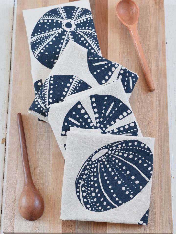 Serviettes en coton biologique - Motif oursin en bleu marine - Set/4 pour la vente par Hearth and Harrow