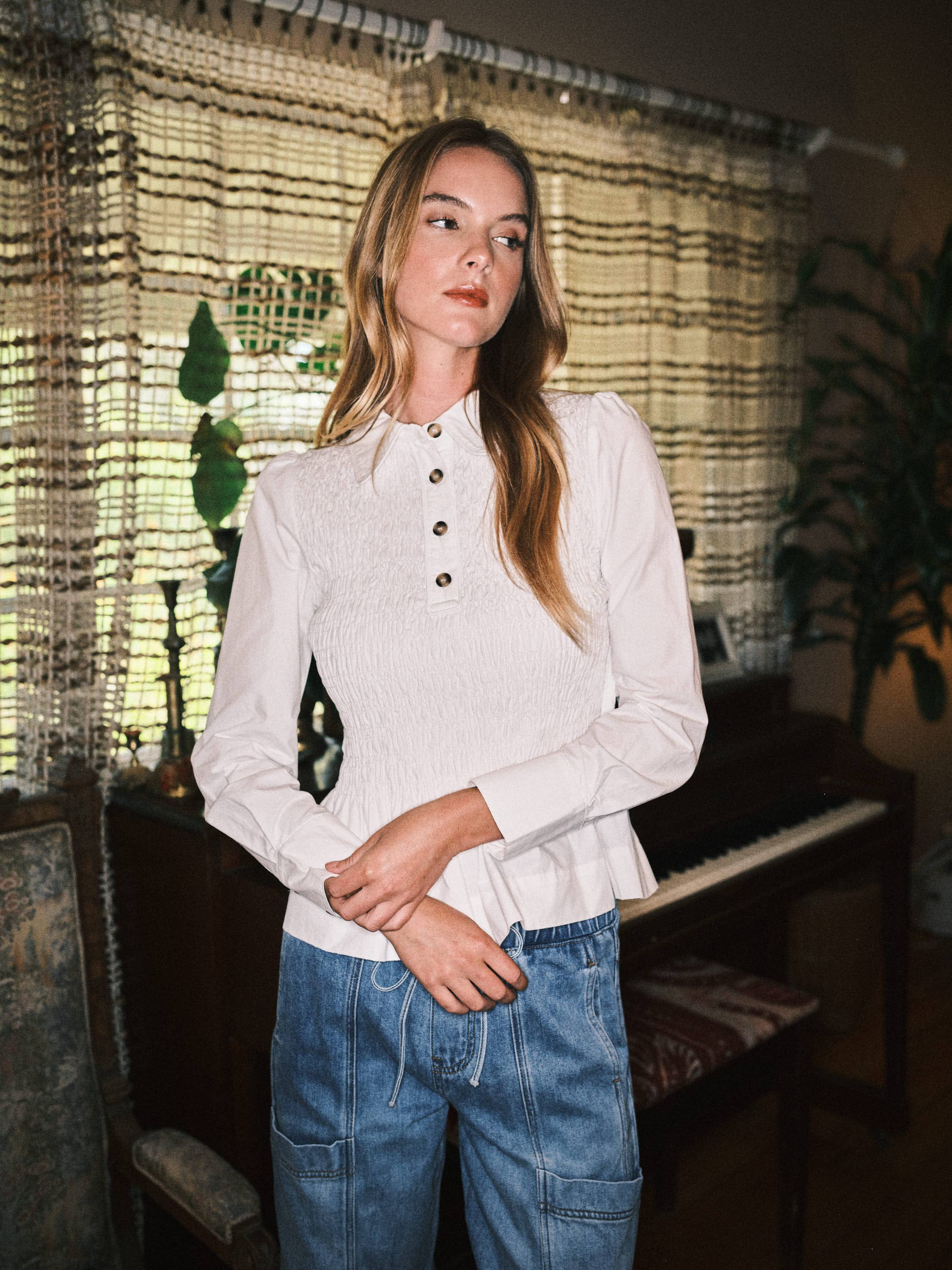 Aaron & Amber - Wholesale Button Down Shirt - Women's - AJT5237 
SMOCKED PETERPAN COLLAR PEPLUM BLOUSE5