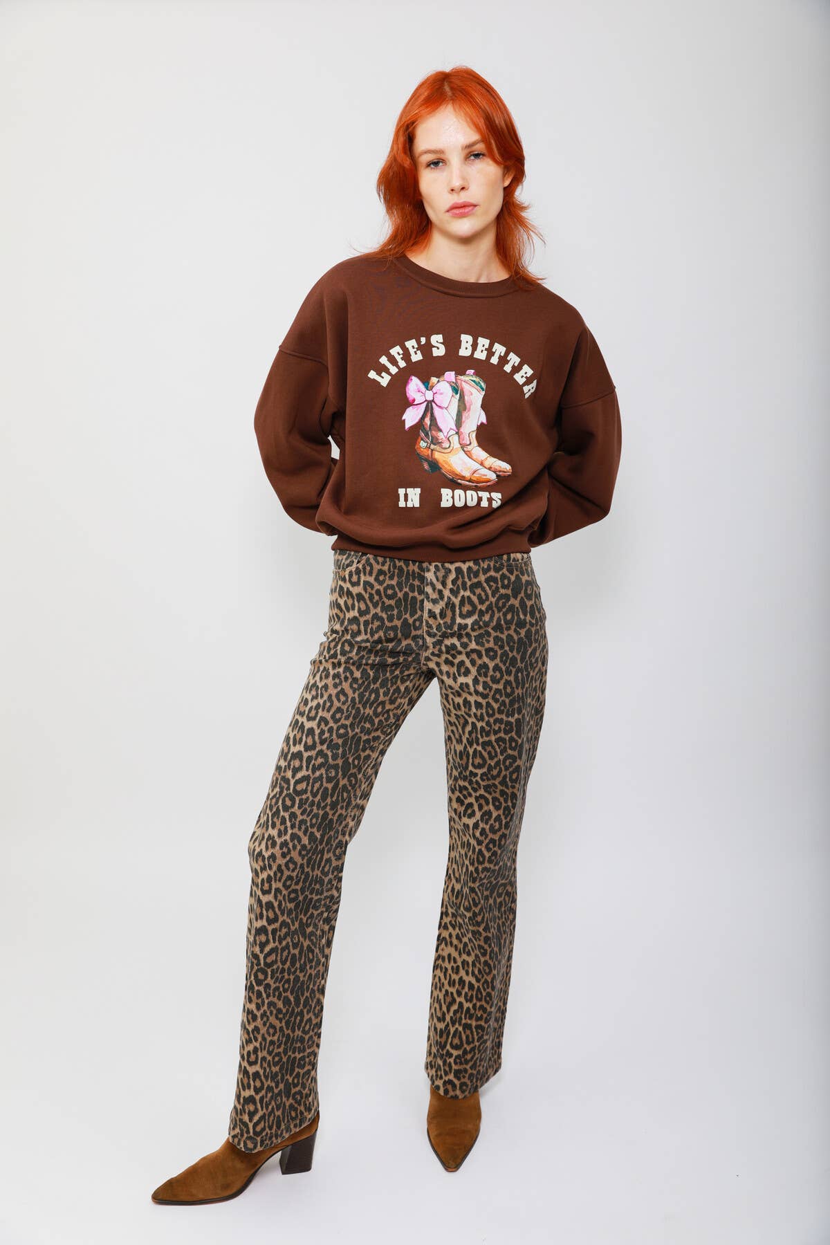 EASY MODE – wholesale Sweatshirt med tryck - Dam – Munkjacka med cowgirl-tryck - 11853