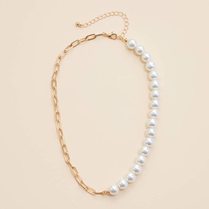 Lilla Haven - Wholesale Beaded/Pearl Necklace - Pearl Charms & Chain Linked Short Necklace
