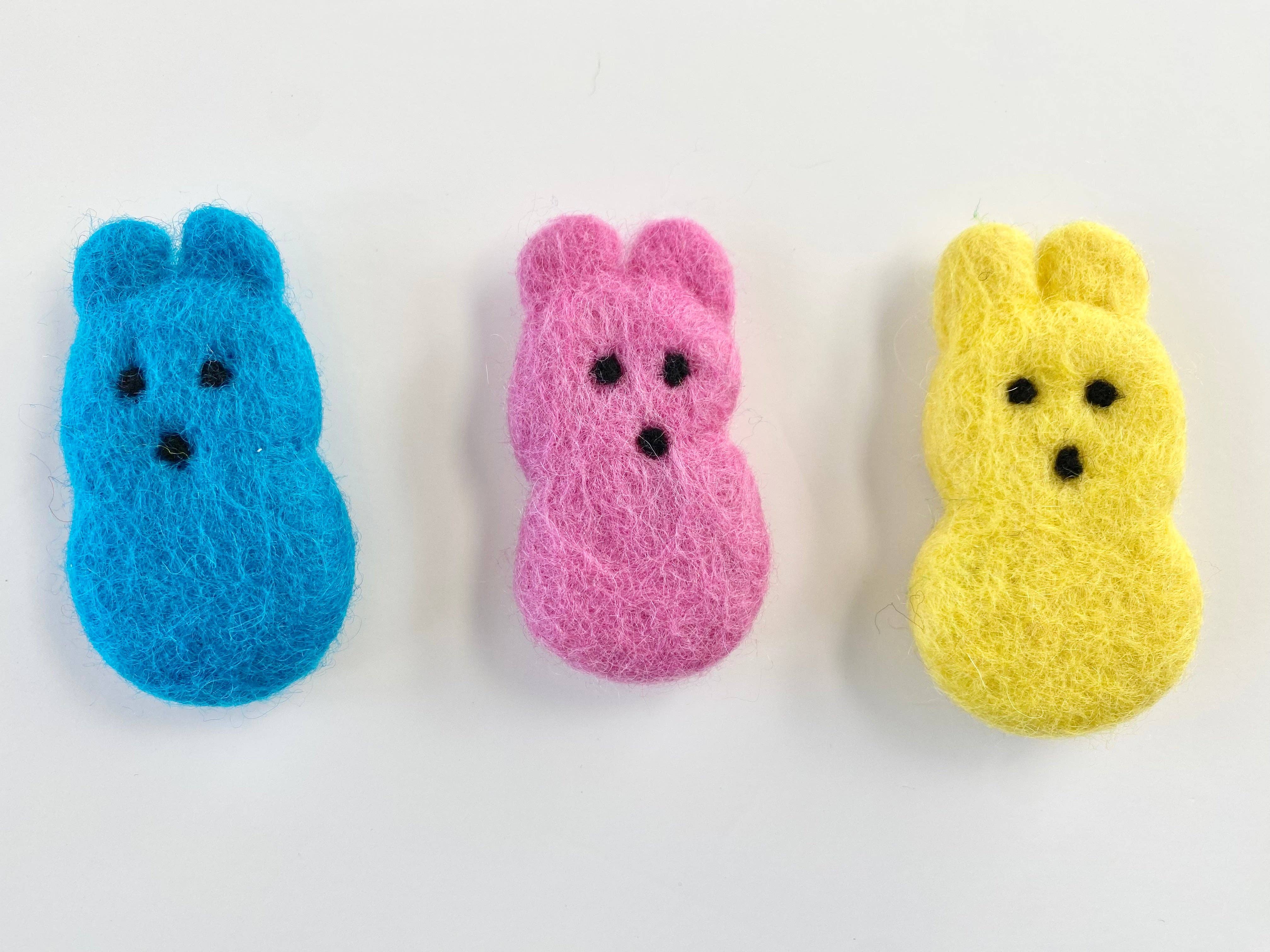 Wool Jamboree - Wholesale Decorative Tabletop Object - Wool Felted Bunny1