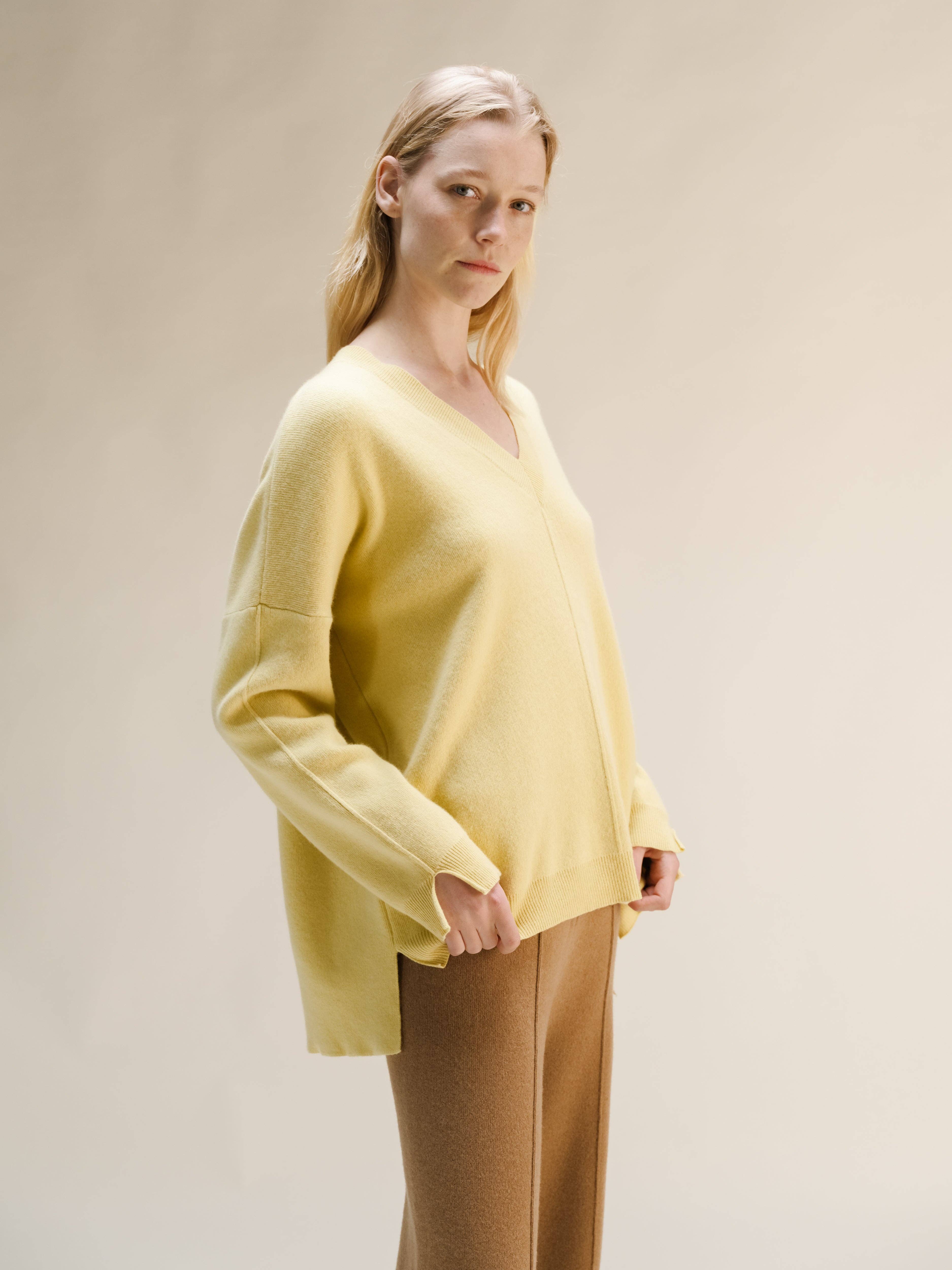 Lèmme - Venta al por mayor Jersey de punto - Mujer - Maxi de Cuello en V Sólido con Mezcla de Cachemira y Aberturas Laterales20