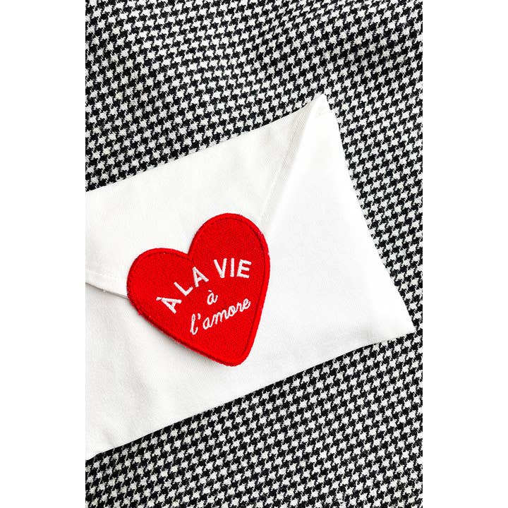 Un baiser français s'il vous plaît - Vendita all'ingrosso Astuccio - Donna - Pochette in tessuto a forma di cuore riciclato10