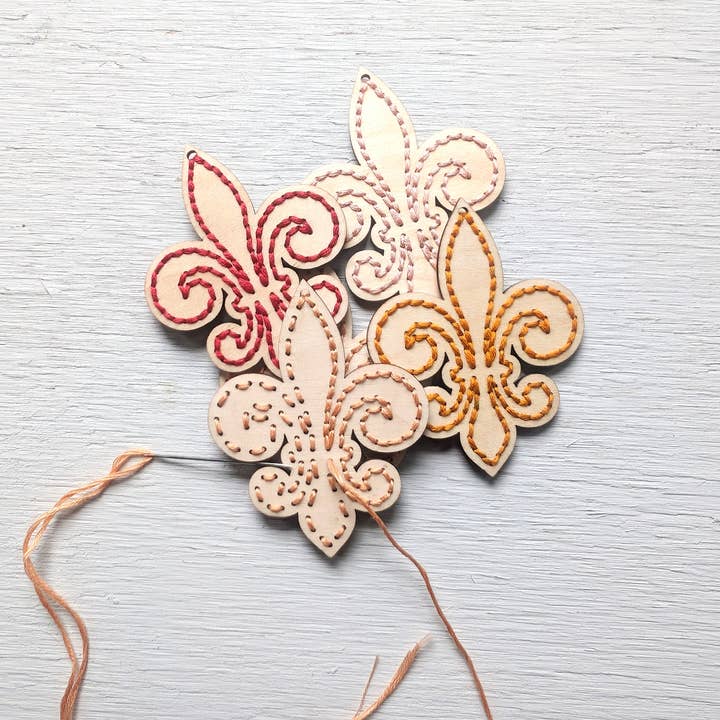 Rose and Peddle - Wholesale Ornament - Embroidered Fleur de Lis Ornament2