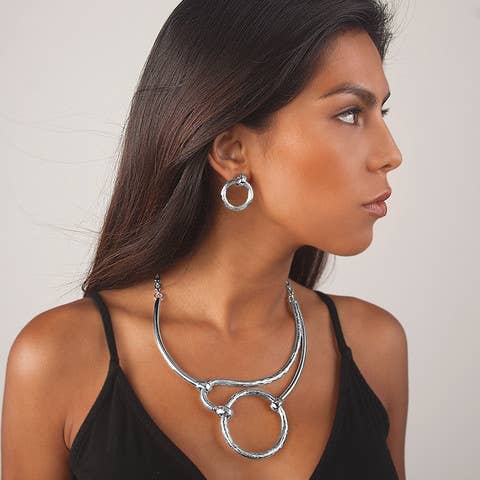 MIA HALSBAND för wholesale av Avenue Chic