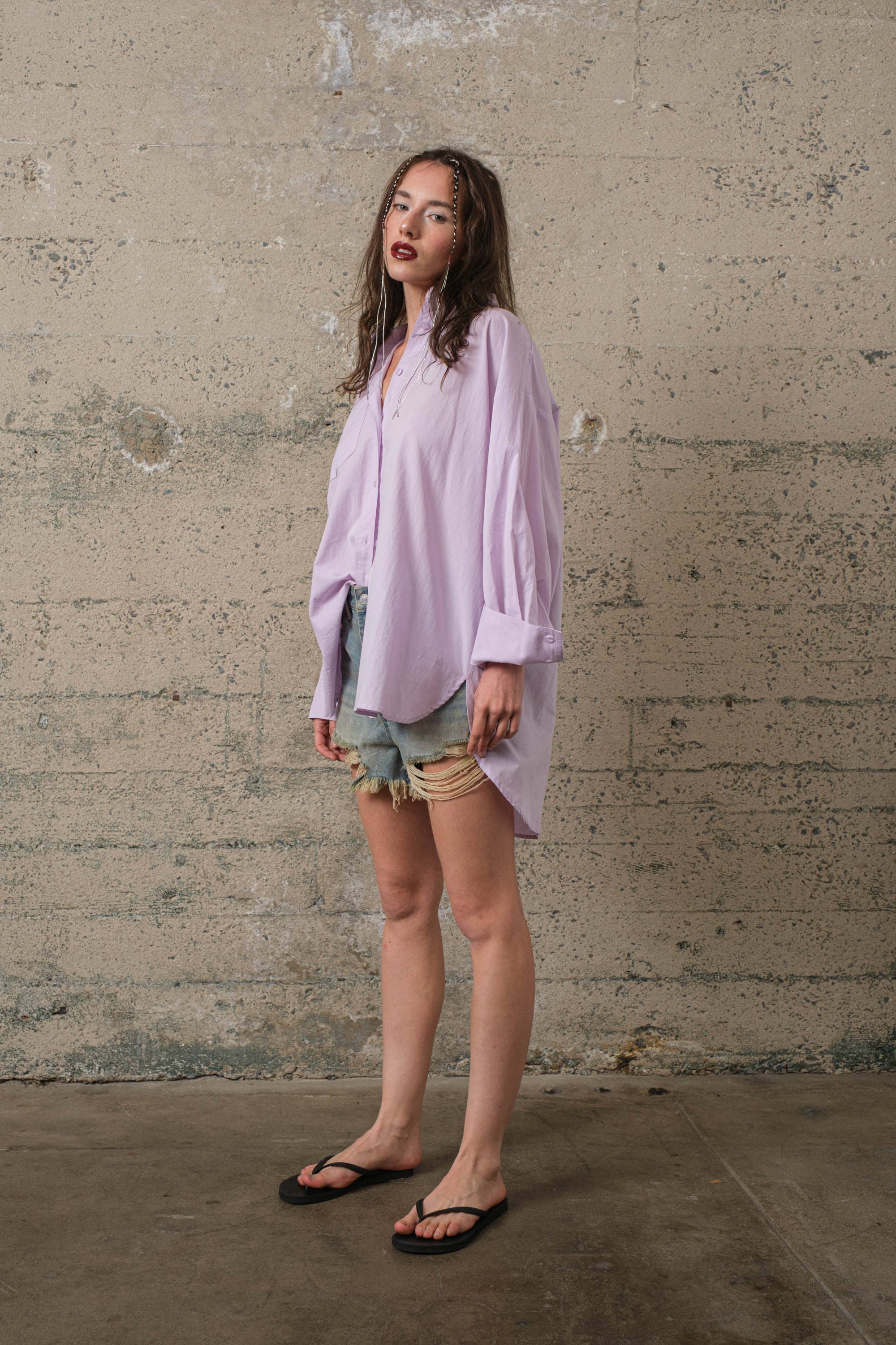 Signature 8 - Wholesale Button Down Shirt - Women's - OVERSIZED SHIRT S1924C23