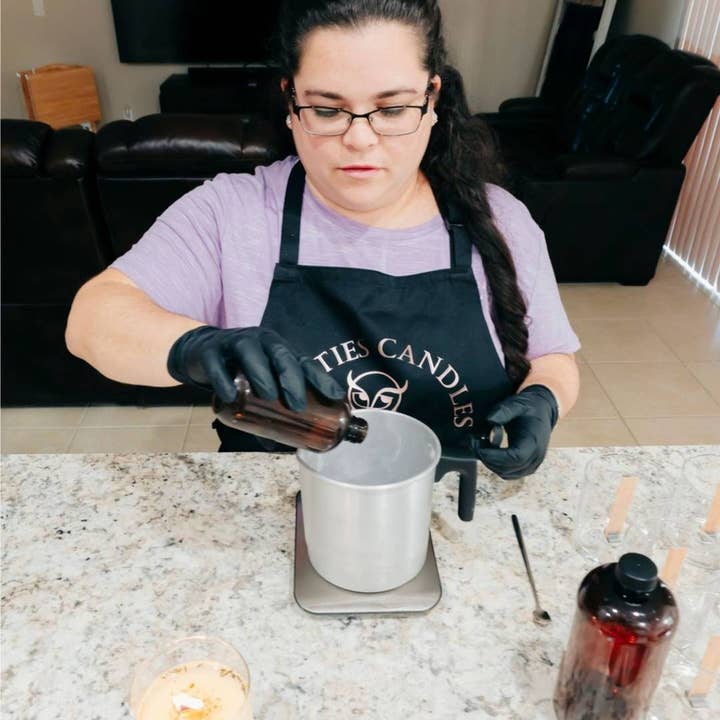 Hooties Candles and Things - Wholesale Jar/Filled Candle - Caribbean Island Candle3