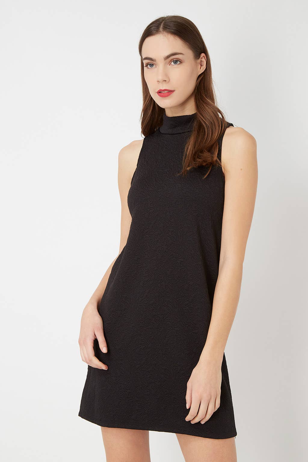 BanBat - Vendita all'ingrosso Vestito - Donna - Abito senza maniche con collo alto Rif: 89136