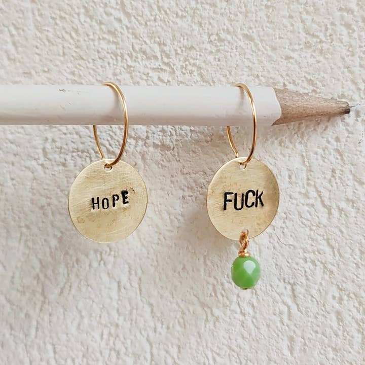 JUICE BIG BRASS MONO EARRING WITH ENGRAVING for wholesale by Loti jewels