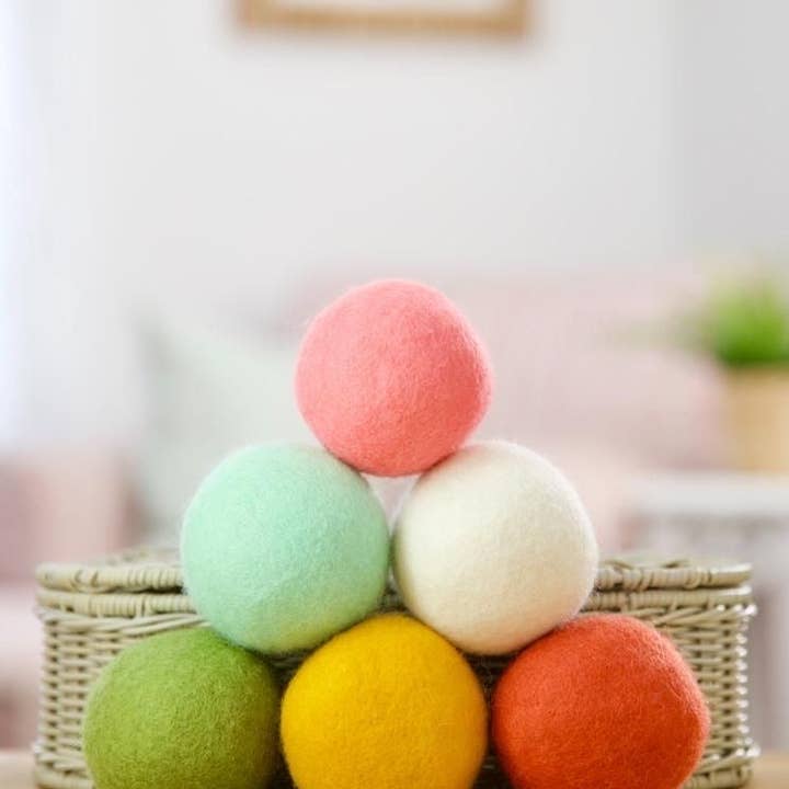 Live Well Shop - Wholesale Dryer Balls - 100% Wool Dryer Balls (Colored) 0