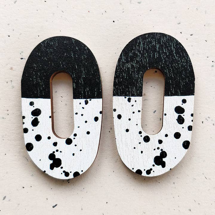 Brincos Rinkeli Midi pretos por atacado de Törmi Design