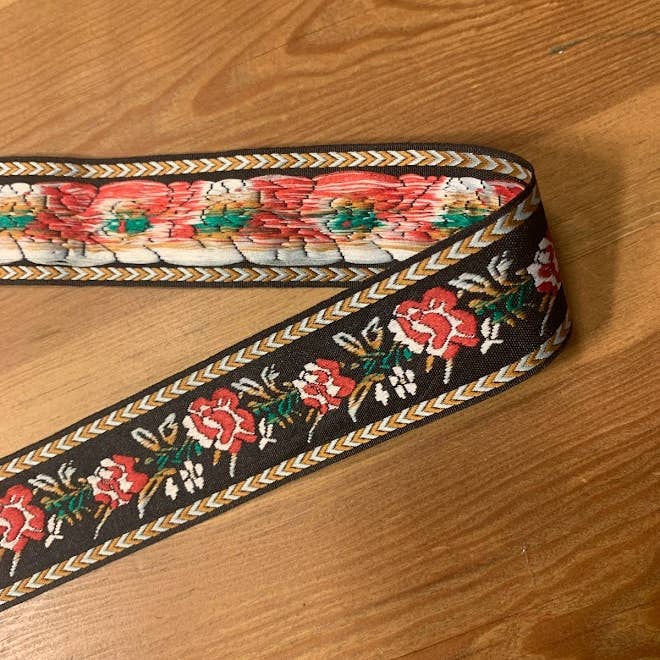 Rose de campagne pour la vente par Hat BandIt & the Vintage Cattleman