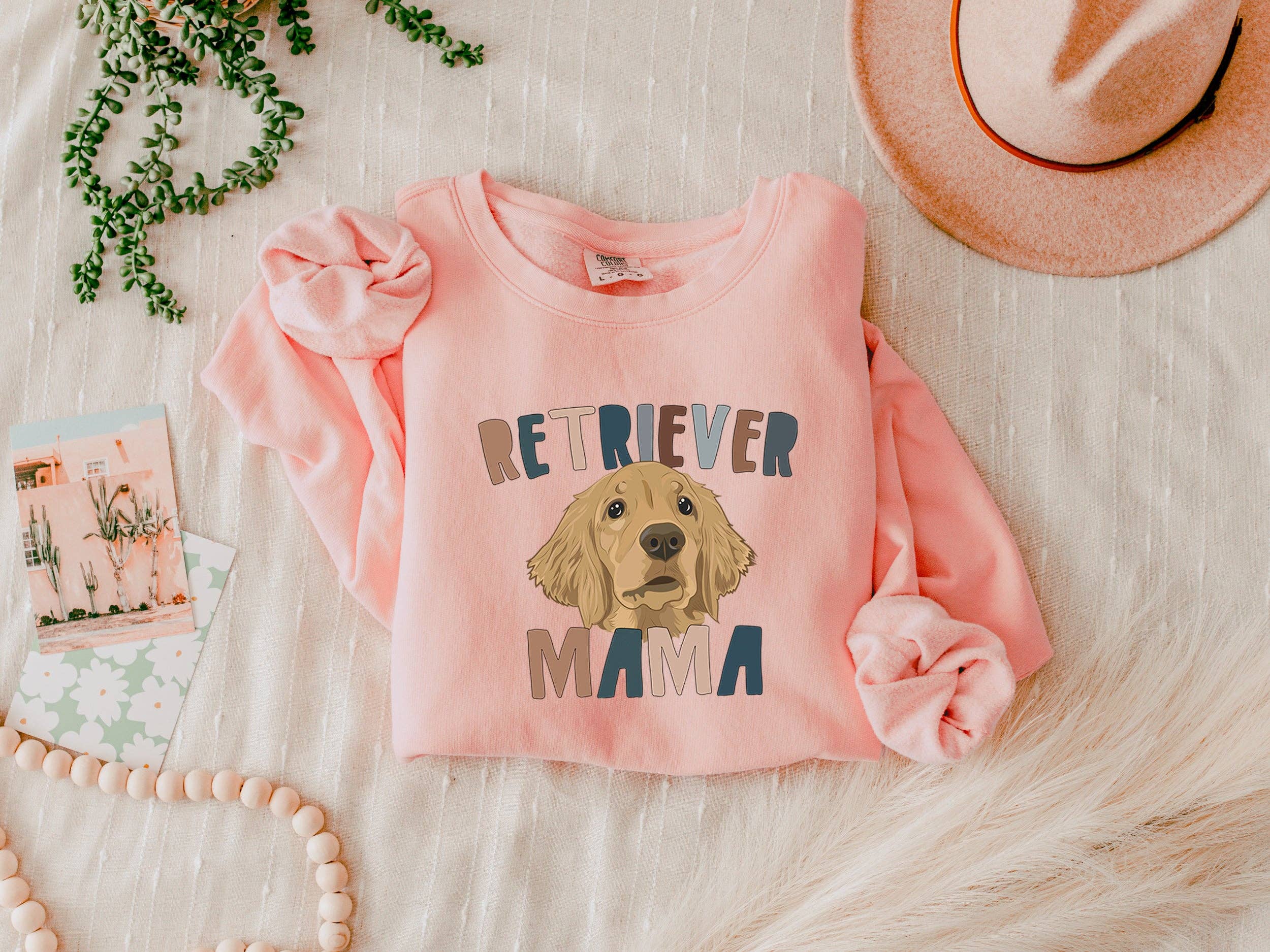 Verita Culture - Wholesale Graphic Sweatshirt - Women's - Golden Retriever Cute Dog Mom Comfort Colors Sweatshirt3