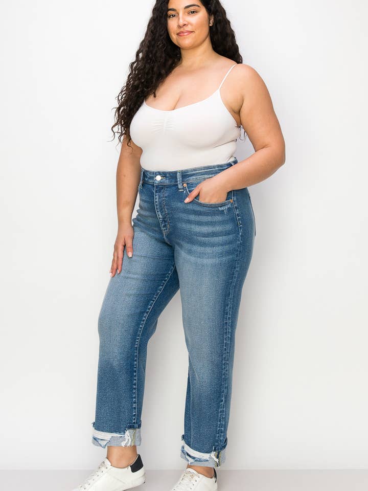 ARTEMIS VINTAGE – wholesale Jeans – Women’s – PLUS SIZE - HIGH RISE STRETCH JEANS 4