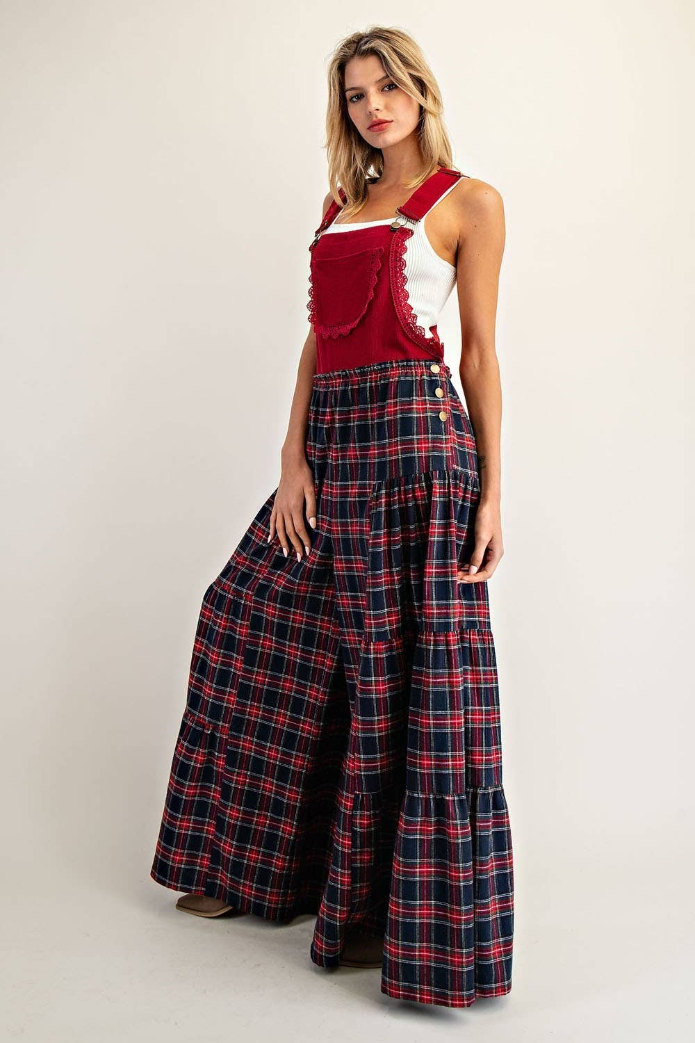 Peace Love Line – wholesale Jumpsuit - Dam – PL8626 - RUTIG JUMPSUIT MED KONTRASTERANDE SPETSKANT OCH VIDA BEN1