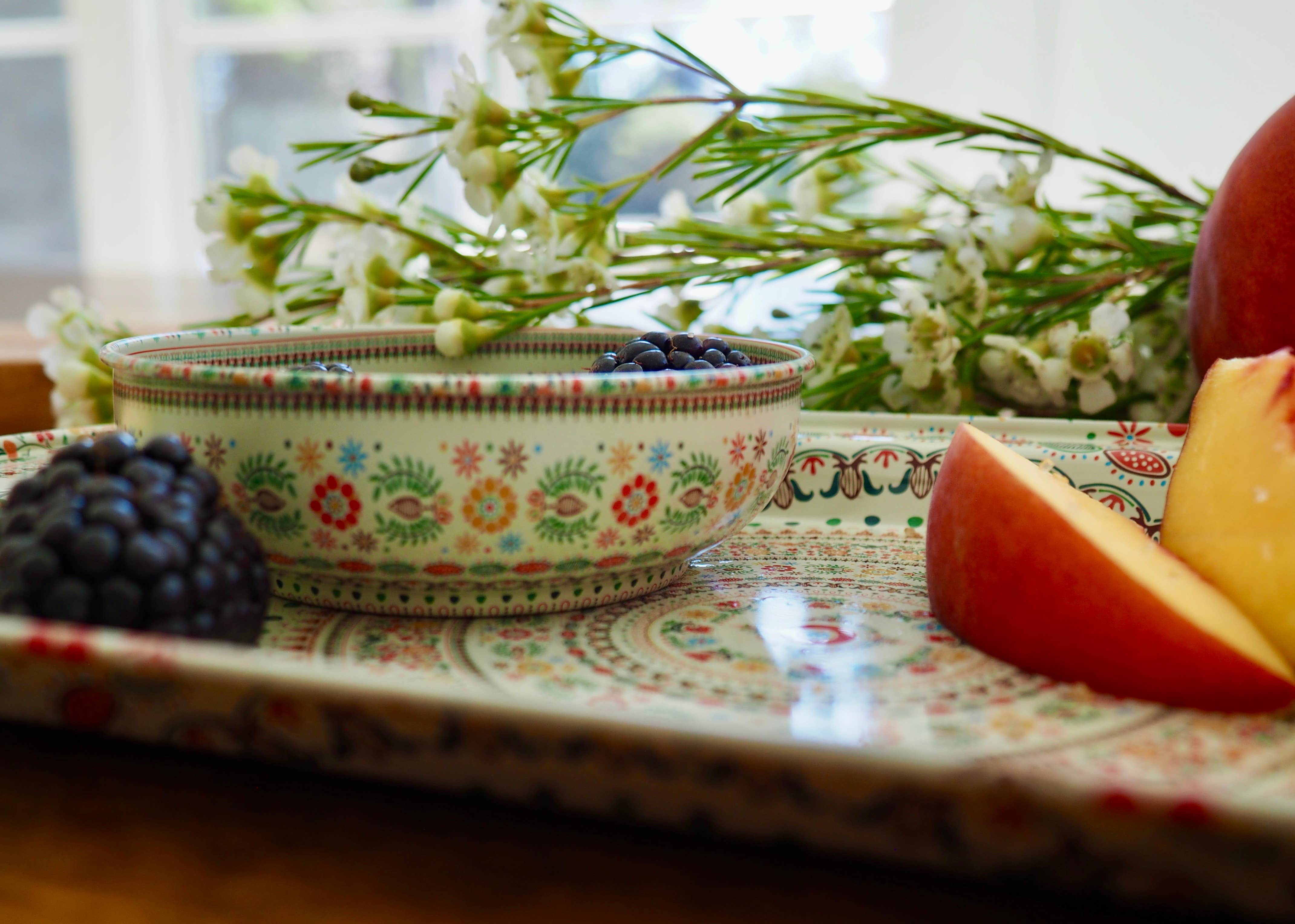 Esthetic Living – wholesale Decorative plate/dish/bowl – Metal Bowl - Ece - Small   2