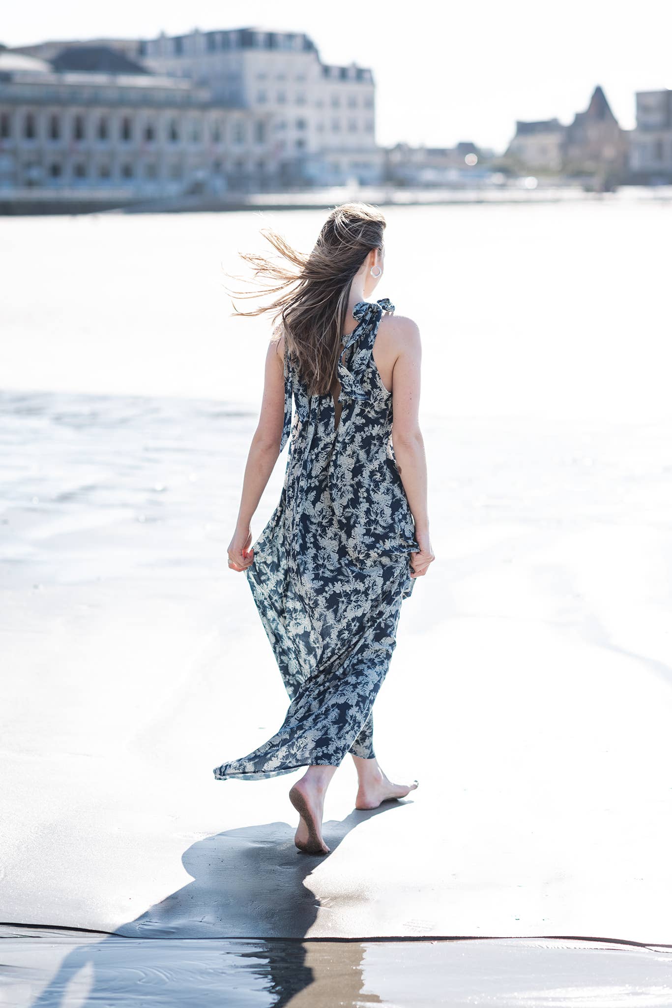 myaghri - Vendita all'ingrosso Vestito - Donna - Abito Zephyr con motivo a palme in tessuto leggermente goffrato4