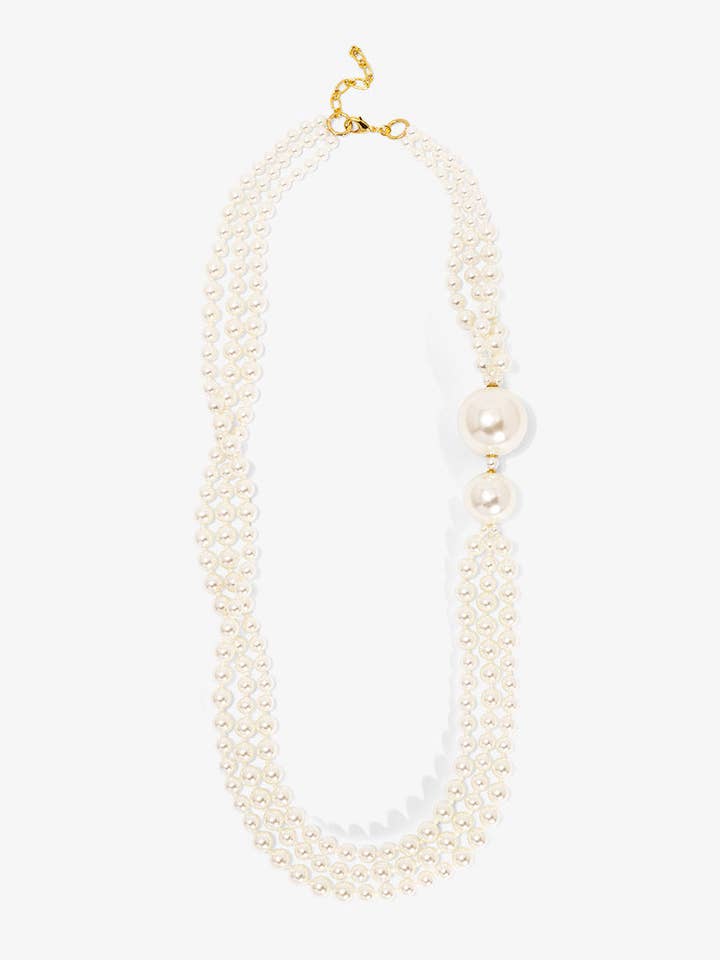 Collier long avec perles surdimensionnées pour la vente par VIOROO